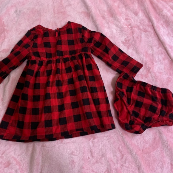 Dresses - Picture 2 of 5